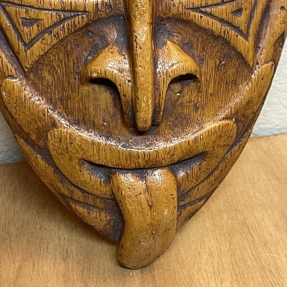 Vintage‎ Ethnic Mask Native Tribal Heavy Back Hanger Faux Wood Grain Design